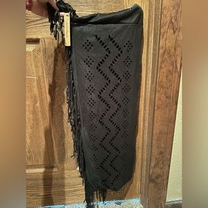 Justin & Taylor scarf